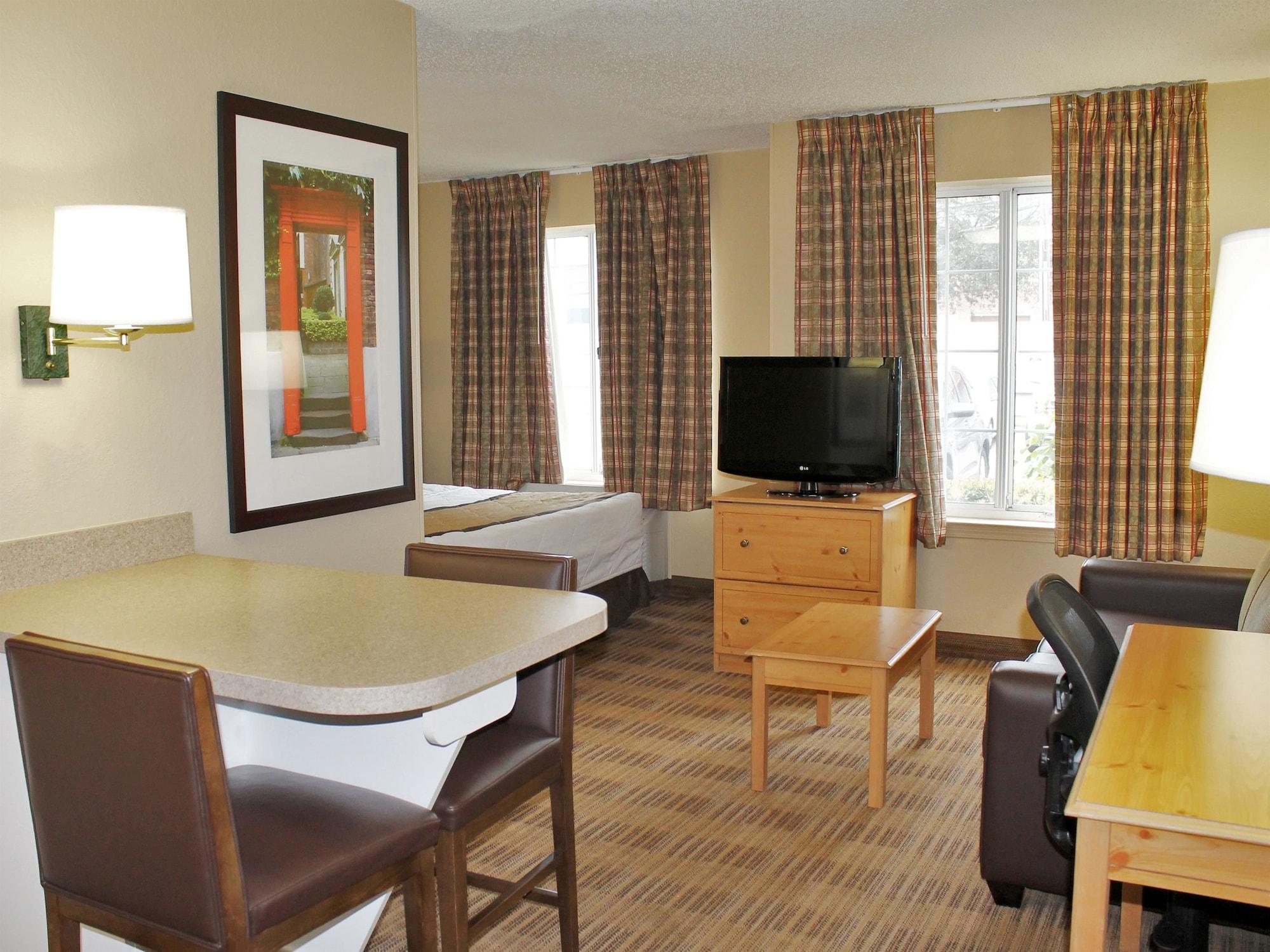 Extended Stay America Suites - Boston - Waltham - 52 4Th Ave Екстериор снимка