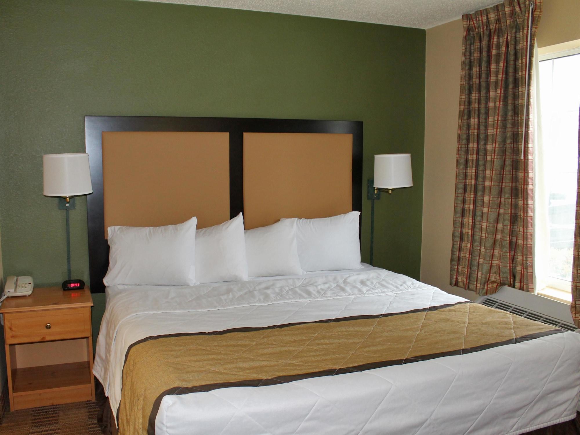 Extended Stay America Suites - Boston - Waltham - 52 4Th Ave Екстериор снимка