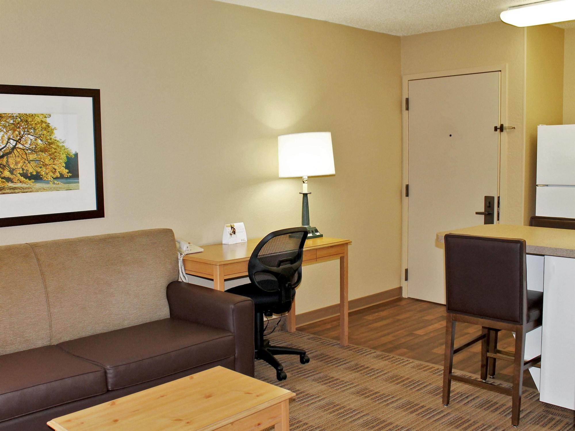 Extended Stay America Suites - Boston - Waltham - 52 4Th Ave Екстериор снимка