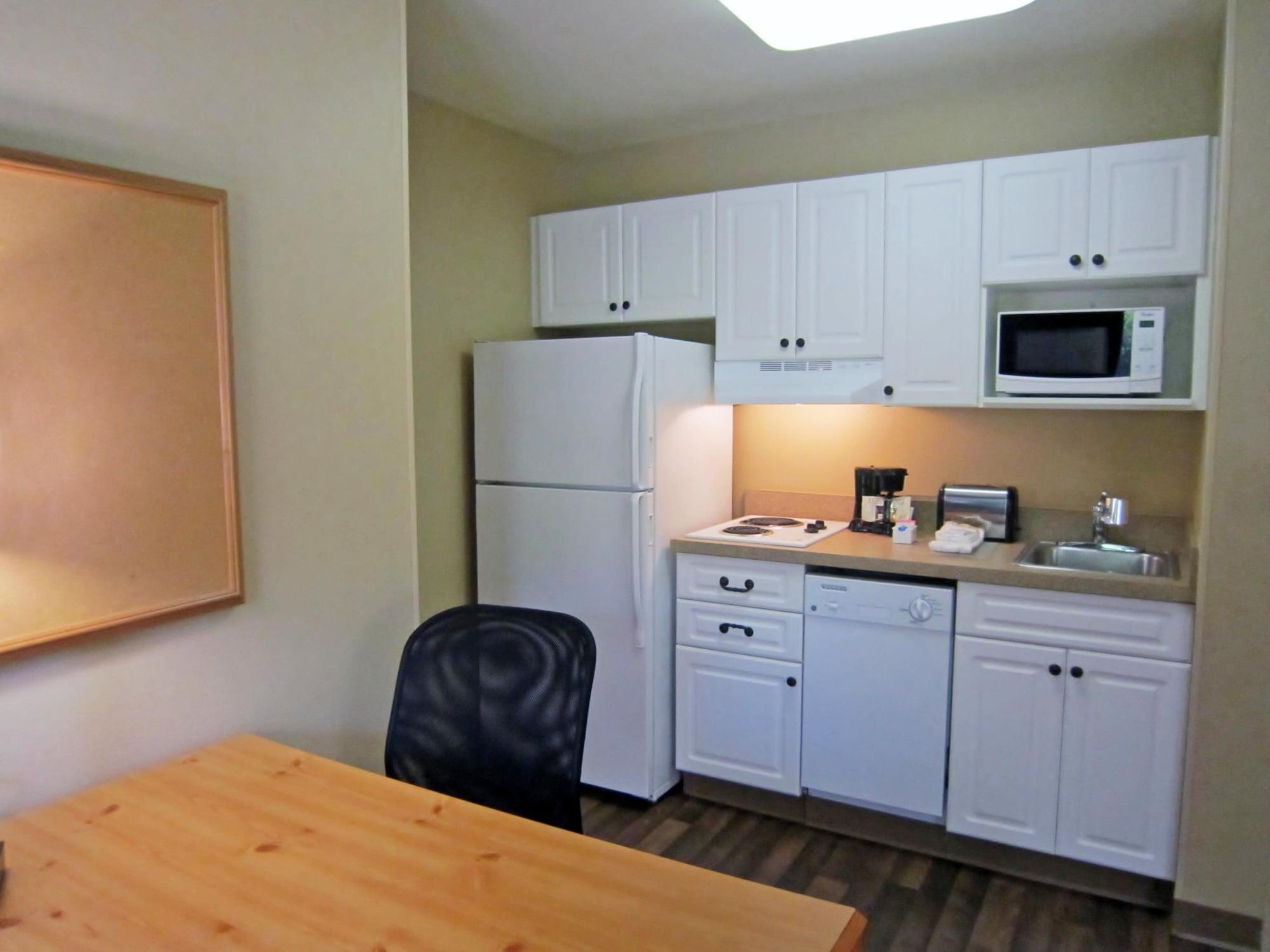 Extended Stay America Suites - Boston - Waltham - 52 4Th Ave Екстериор снимка