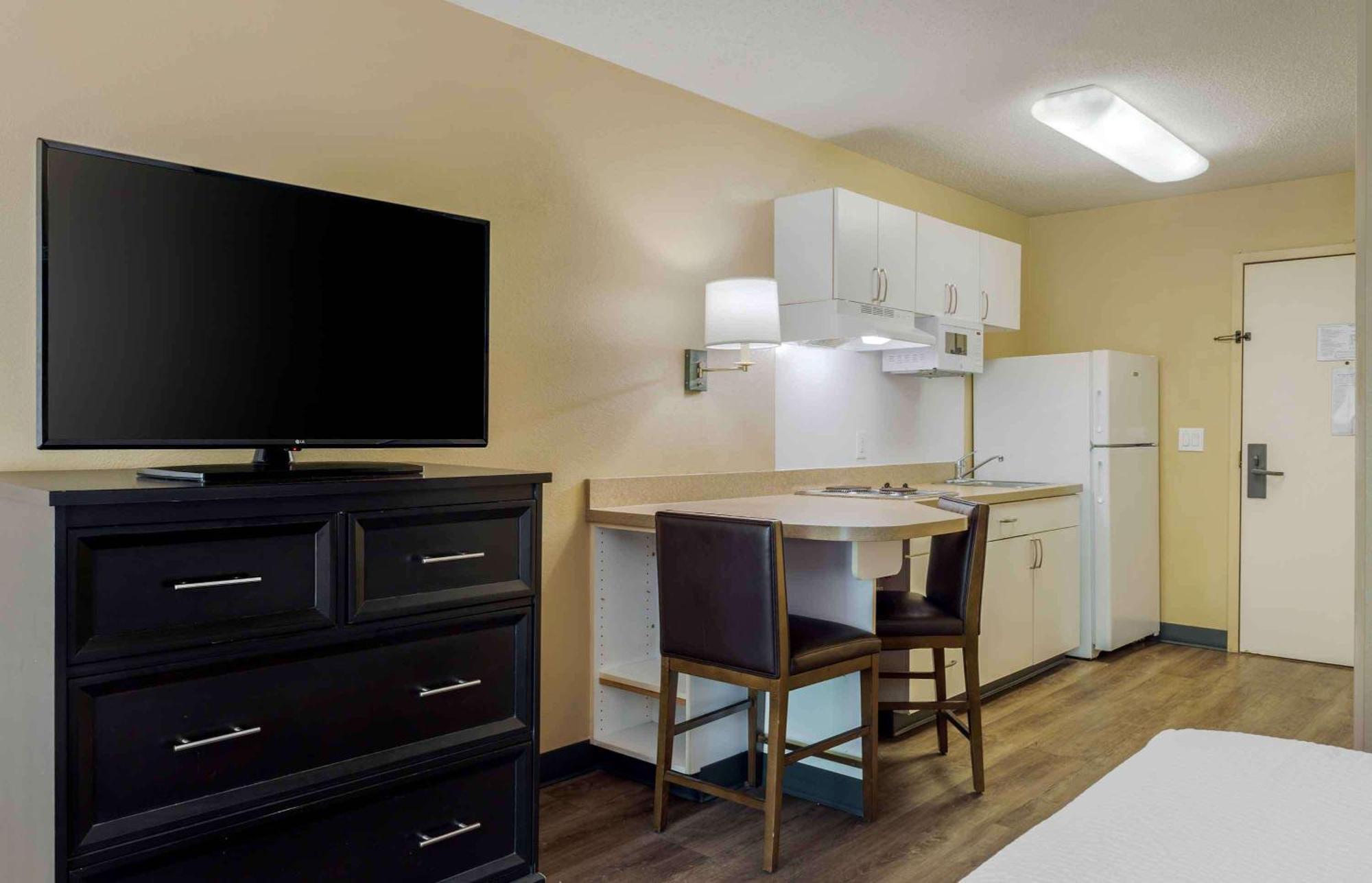 Extended Stay America Suites - Boston - Waltham - 52 4Th Ave Екстериор снимка
