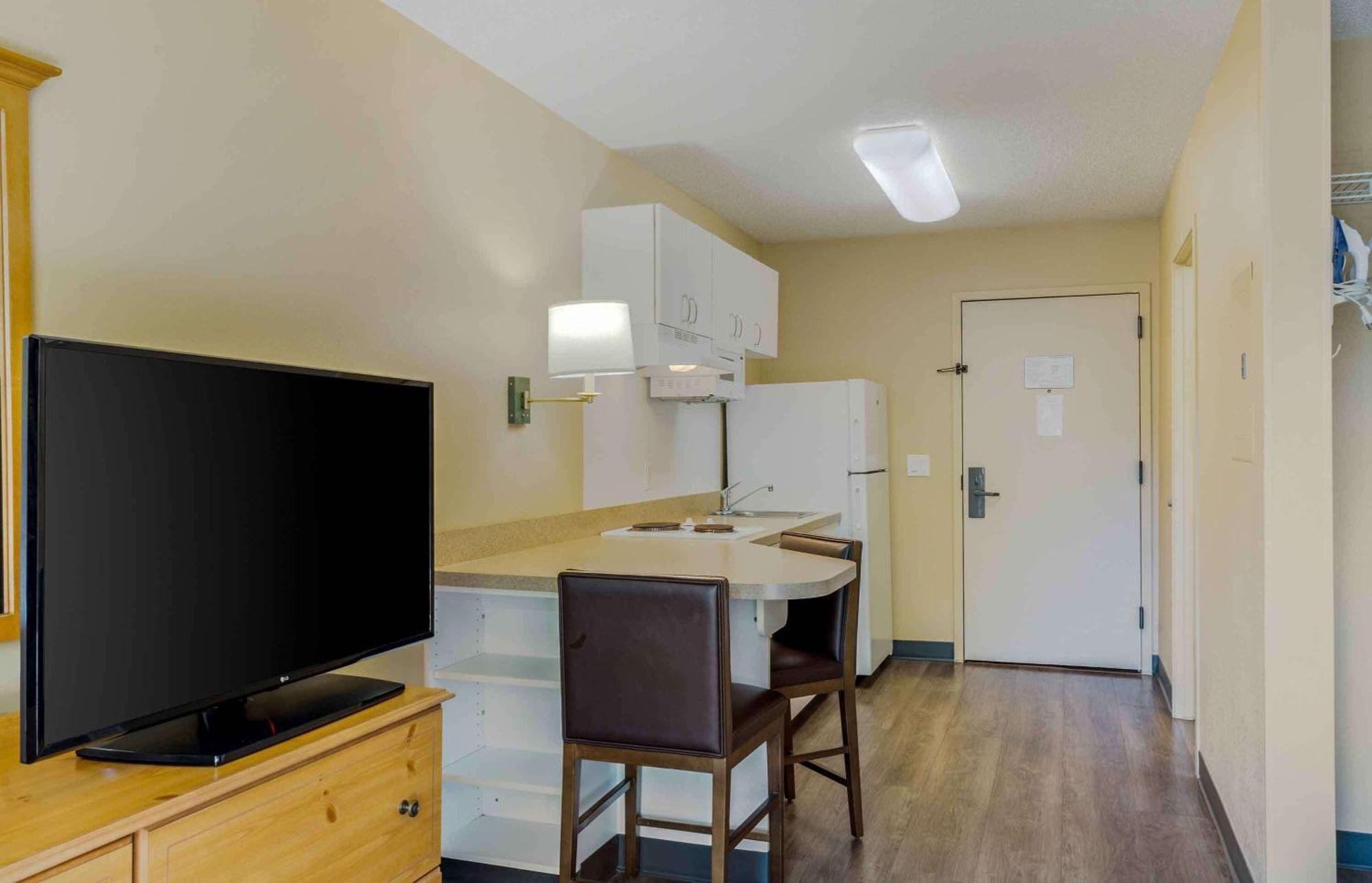 Extended Stay America Suites - Boston - Waltham - 52 4Th Ave Екстериор снимка