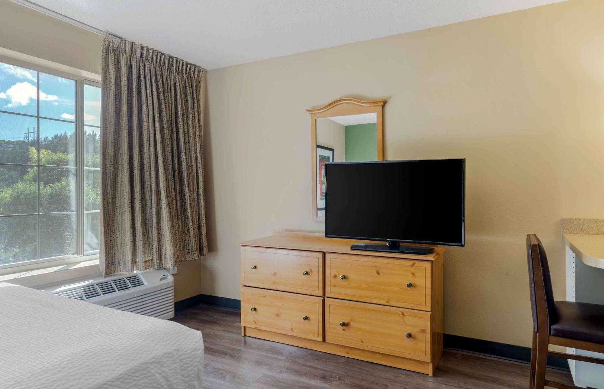 Extended Stay America Suites - Boston - Waltham - 52 4Th Ave Екстериор снимка
