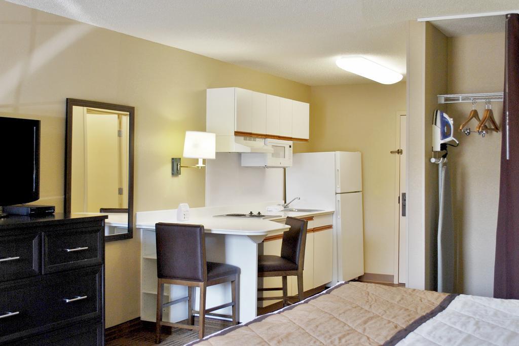 Extended Stay America Suites - Boston - Waltham - 52 4Th Ave Екстериор снимка